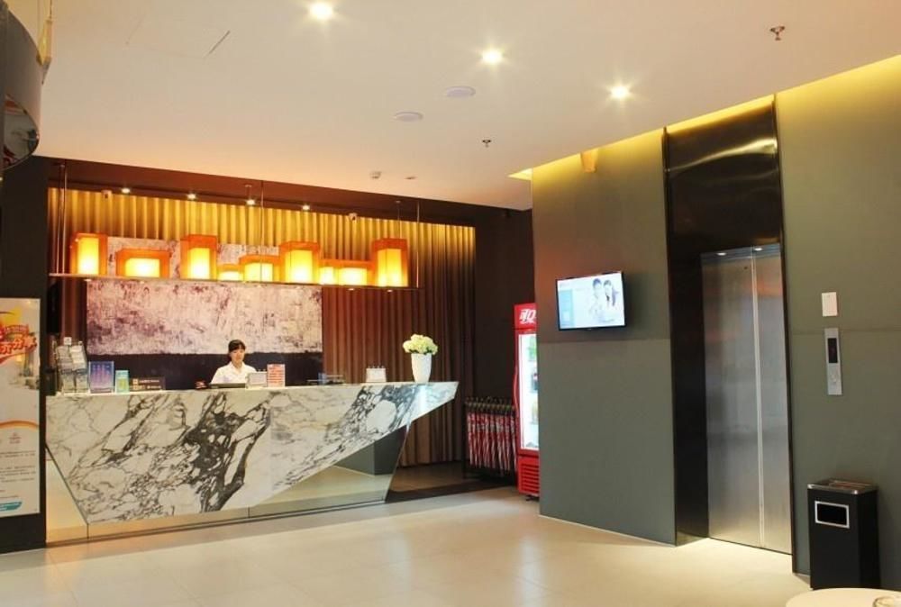 Jinjiang Inn Liuzhou Bubugao Square North Station Luaran gambar